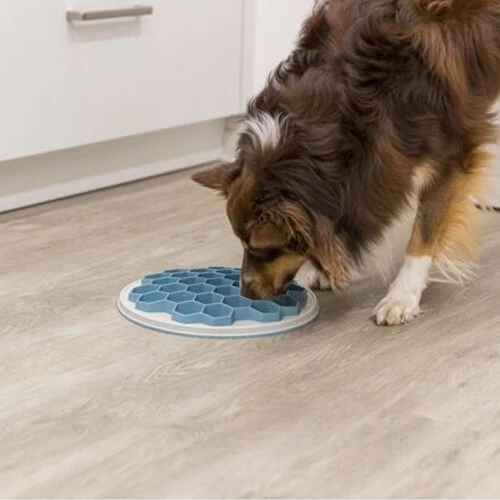 Trixie Slow Feeding Futterplatte Hive 4 Trixie Slow Feeding Futterplatte Hive - Image 4